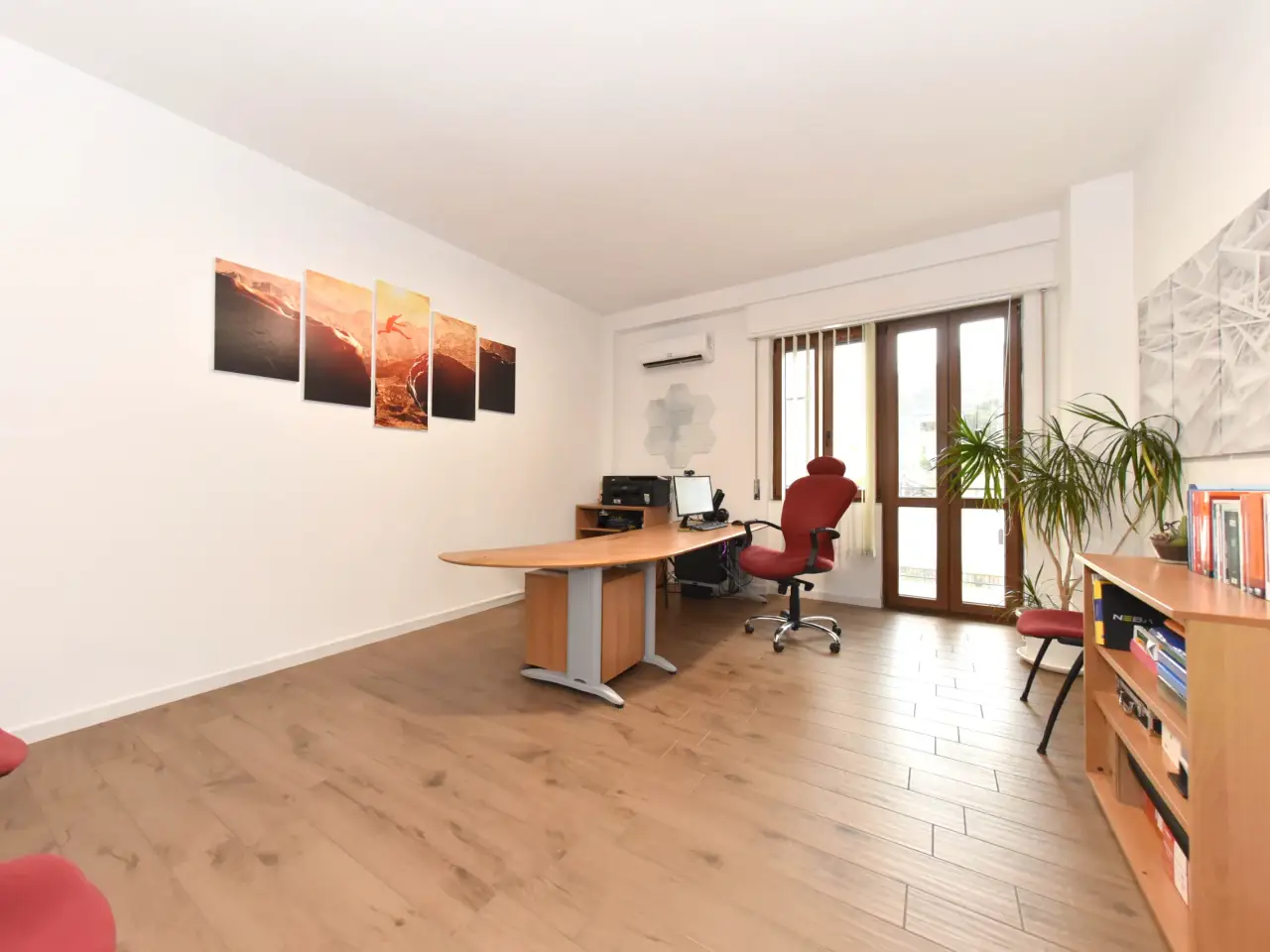 Studio in Viale Sant'Avendrace, Cagliari, {3} - Foto 1