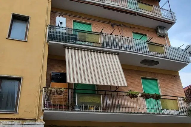 Vierzimmerwohnung in {3}, Via Calabria - Foto 1