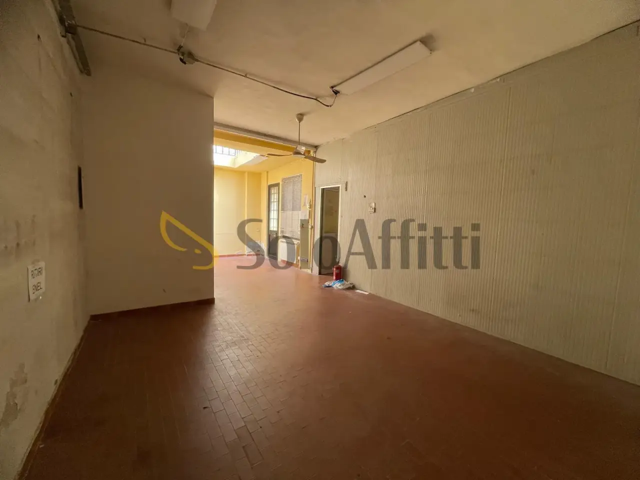 Magazzino in , Torino, {3} - Foto 1