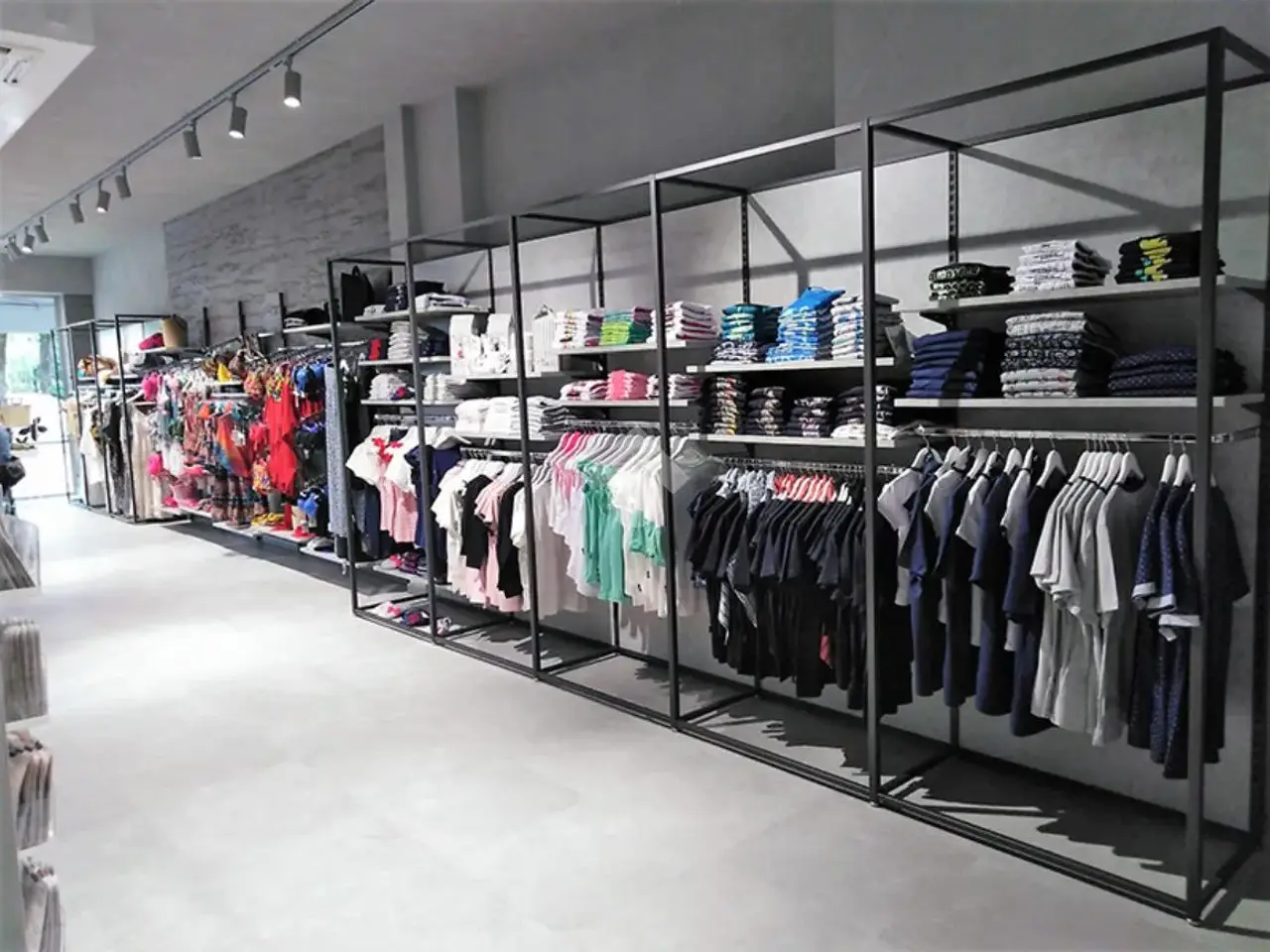Negozio in Via Alcide De Gasperi 50, Mestrino, {3} - Foto 1