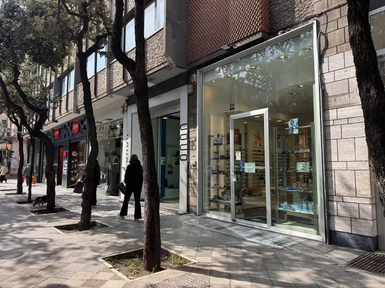 Negozio in Corso Cavour 115, Bari, {3} - Foto 2