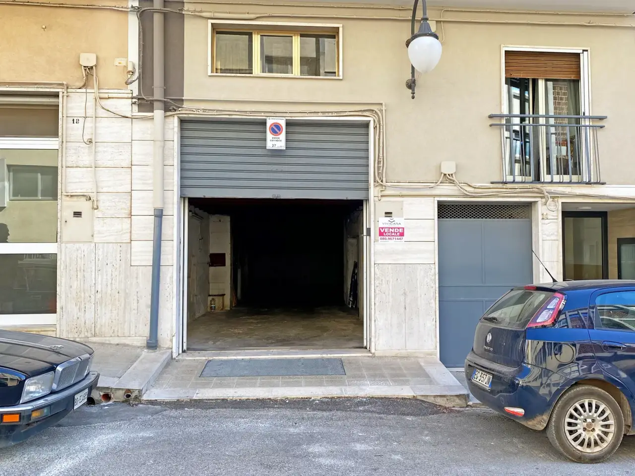 Locale commerciale in Via Pietro Nardone, Putignano, Putignano, {3} - Foto 1