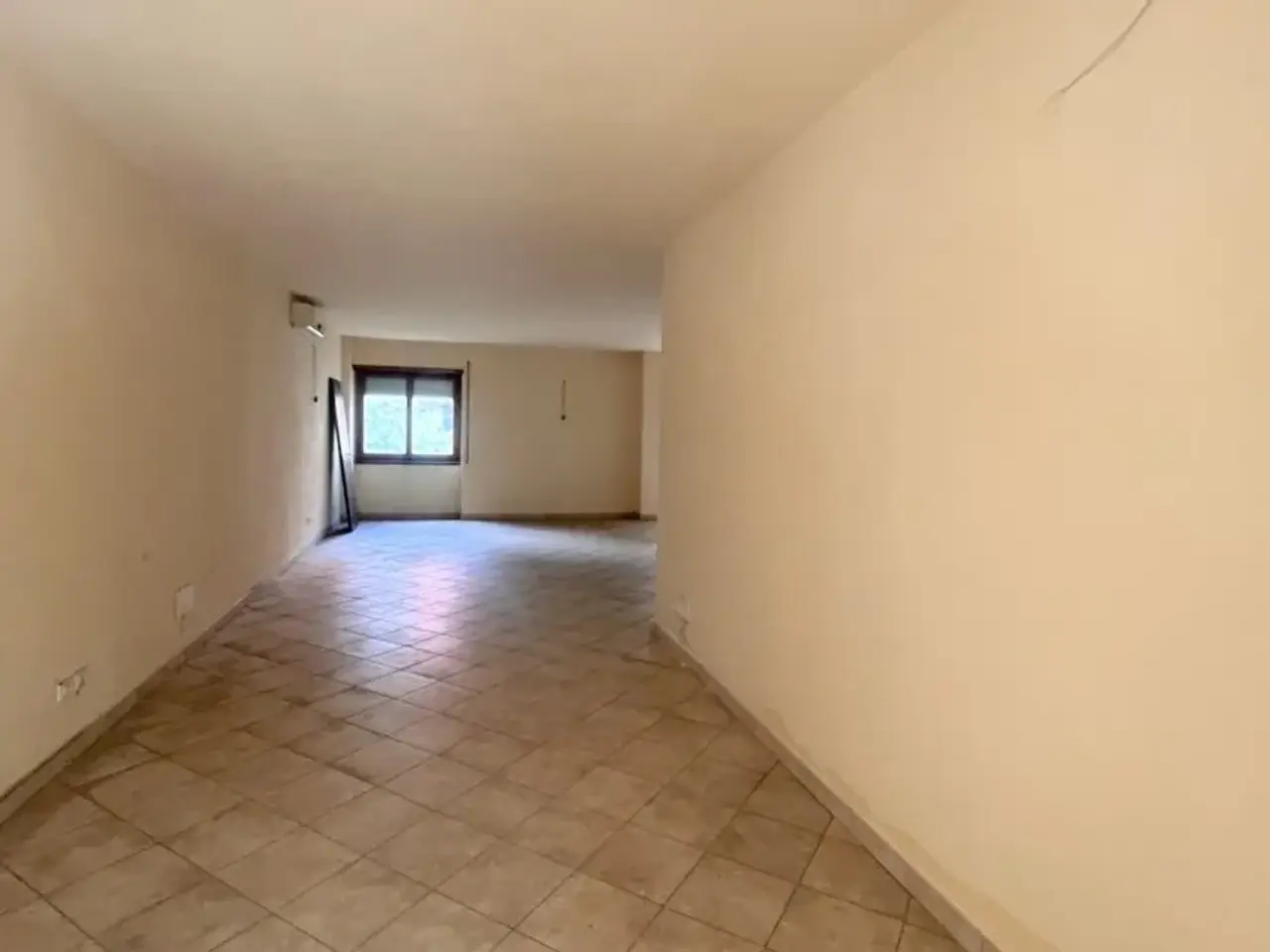 Ufficio in Viale della Repubblica, Mezzana, Prato, Toscana, Italia, Prato, {3} - Foto 1