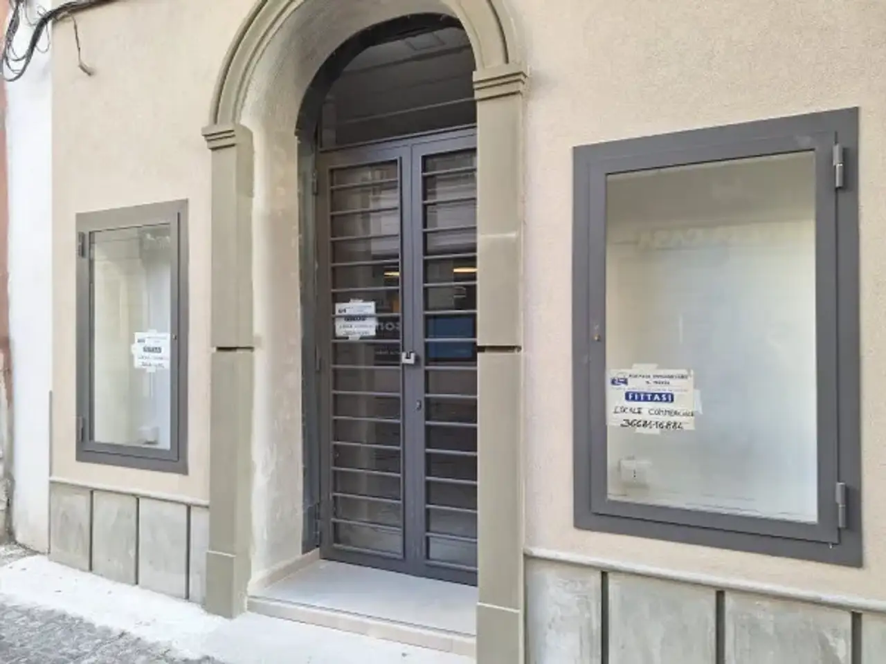 Negozio in Via Nocera, Castellammare Di Stabia, {3} - Foto 2