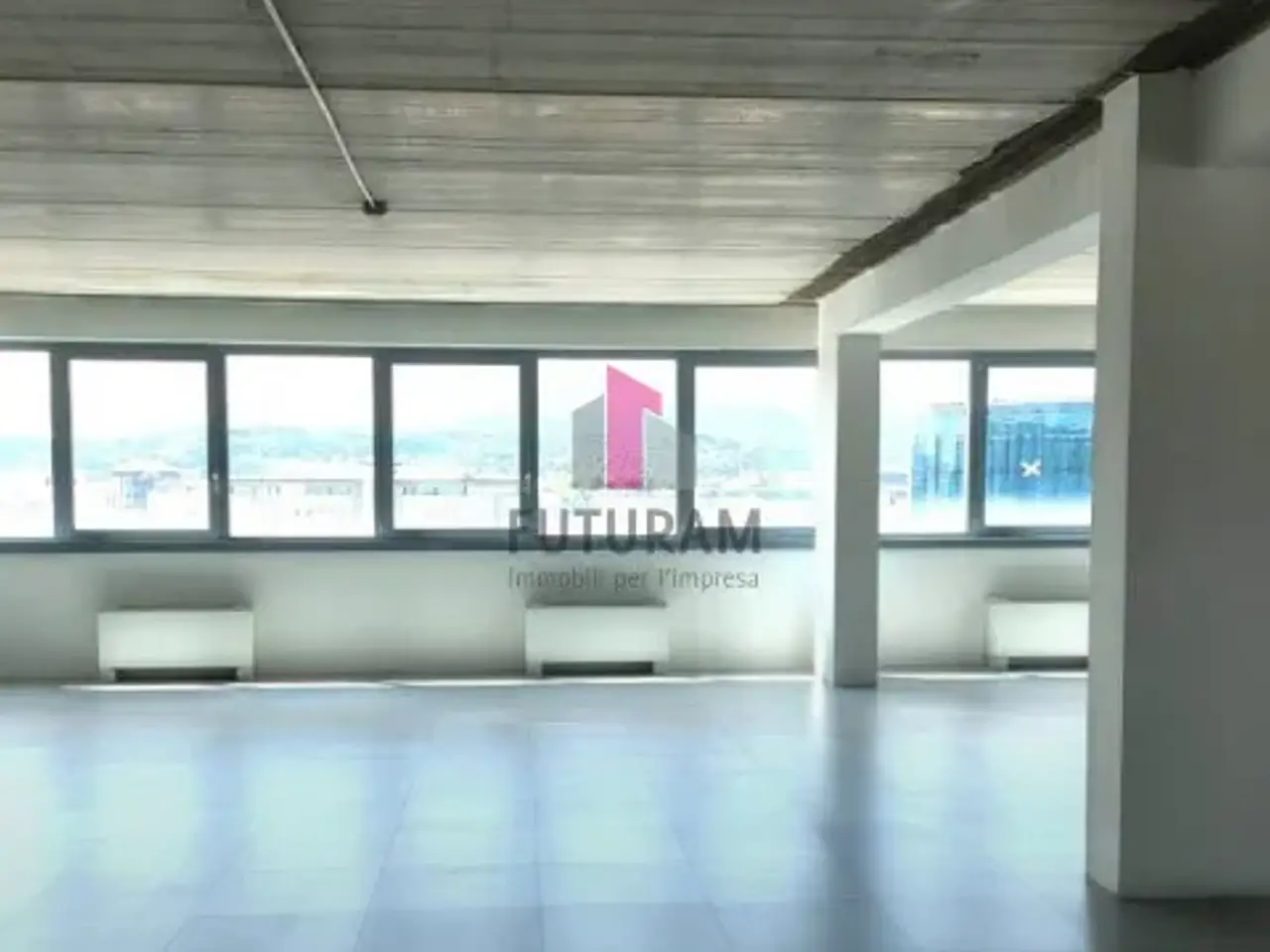Ufficio in Via dell'Industria, Vicenza, {3} - Foto 1