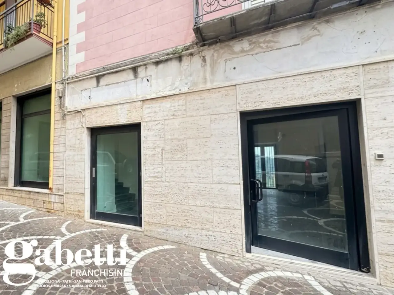Esercizio commerciale in Via Roma  6, Caronia, {3} - Foto 1