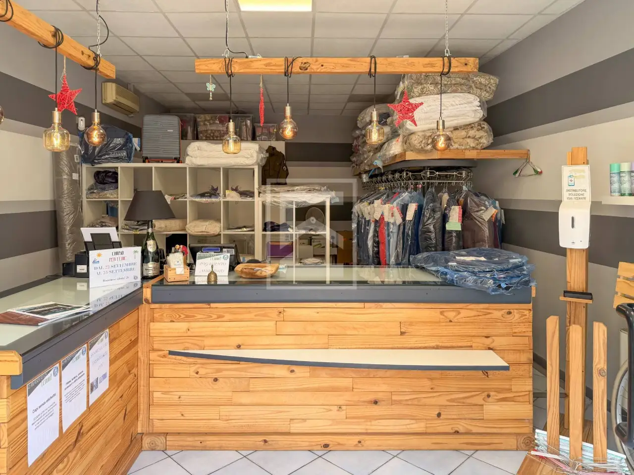 Esercizio commerciale in Via Matteotti 152 152, Castenedolo, {3} - Foto 1