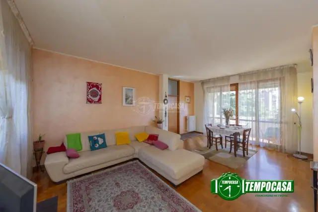 3-room flat in Via Luigi Barbieri, Voghera - Photo 1