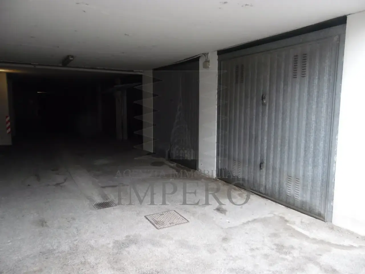 Parcheggio chiuso in Corso Limone Piemonte 86, Ventimiglia, {3} - Foto 2