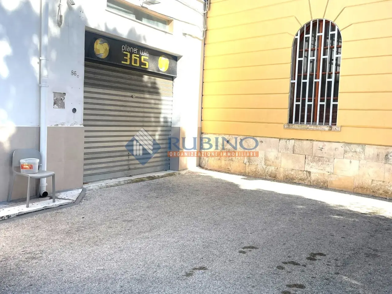 Palazzina commerciale in Via X Marzo, Modugno, {3} - Foto 2