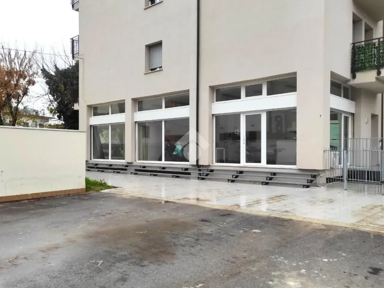 Negozio in Via Madonna Rossa 7, Savignano Sul Rubicone, {3} - Foto 2