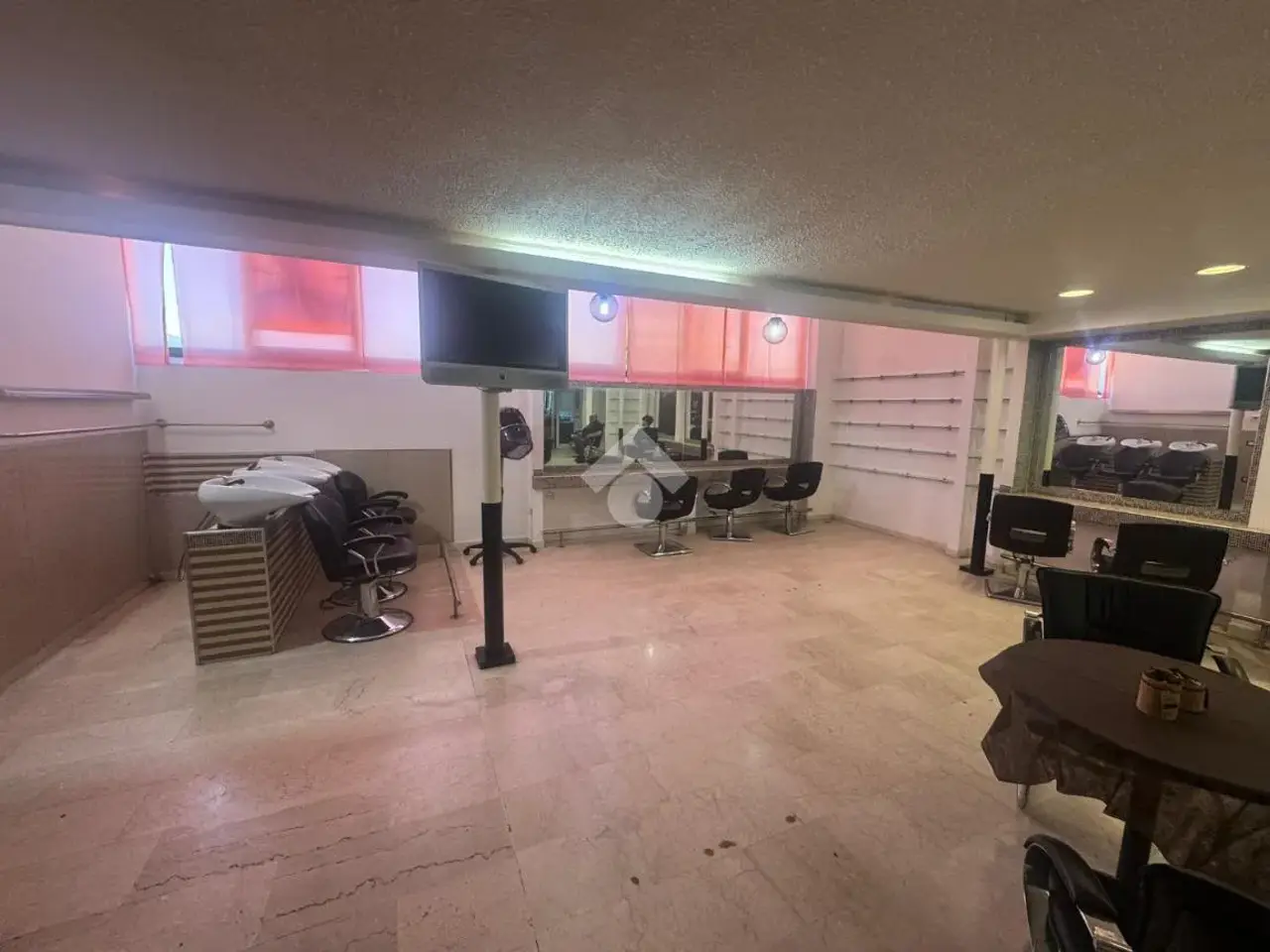 Negozio in Via del Lavoro 67, Bussolengo, {3} - Foto 2