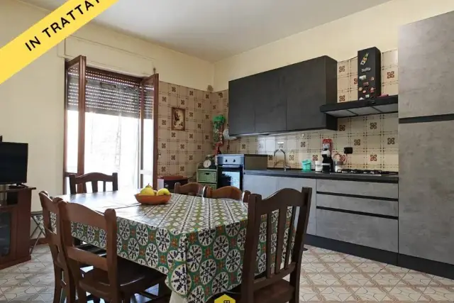 4-room flat in Via Pompei, Altamura - Photo 1