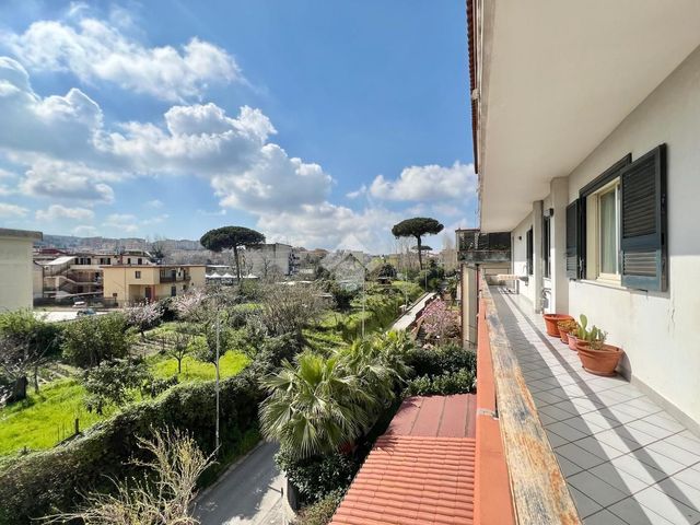 4-room flat in Via Antonio Gramsci 18, Marano di Napoli - Photo 1