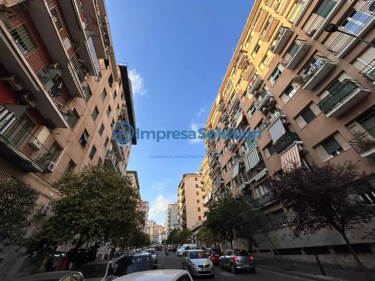Negozio in Via Ugo Niutta, Napoli, {3} - Foto 2