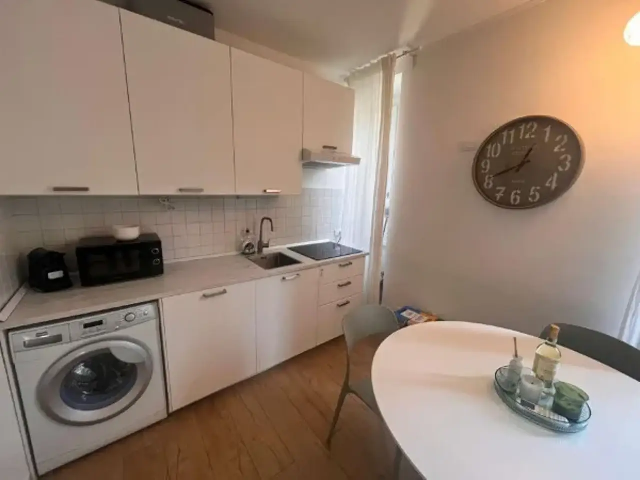 Bed & Breakfast in Via Lazzaro Palazzi 3, Milano, {3} - Foto 1