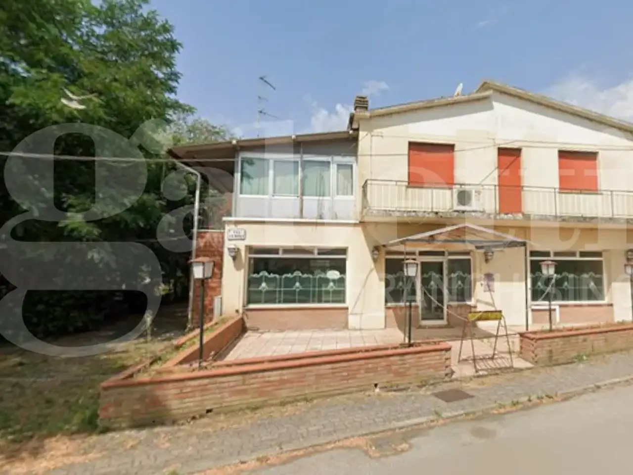 Palazzina commerciale in Via Curolla 30, Lagosanto, {3} - Foto 1