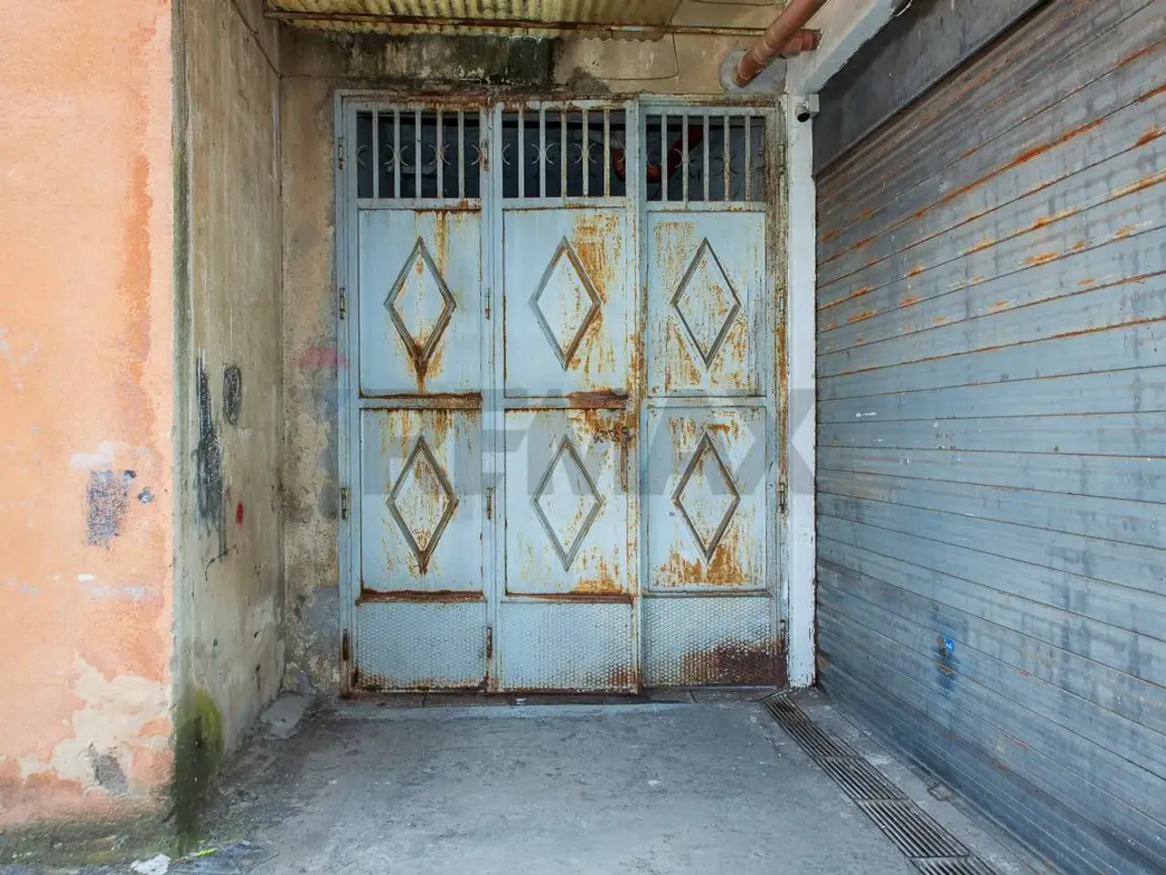 Magazzino in Via Circumvallazione 429/d, Paterno', {3} - Foto 1