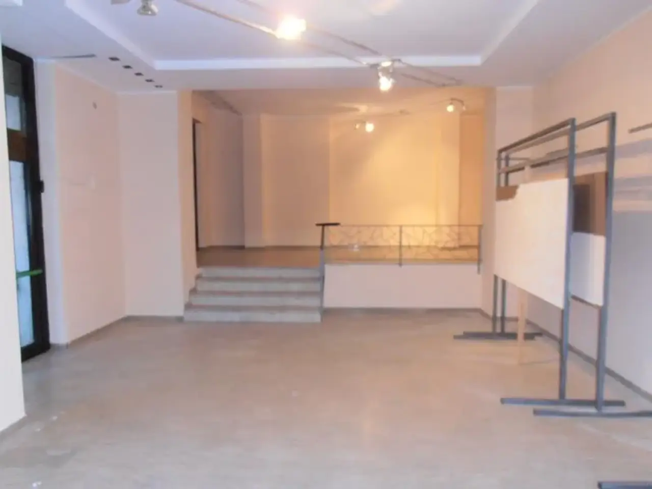 Locale commerciale in , Grottammare, {3} - Foto 2