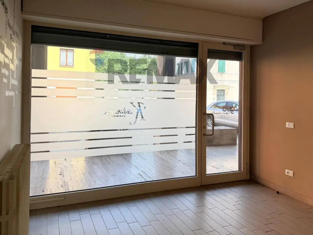 Negozio in Via Ambaraga 122, Brescia, {3} - Foto 2