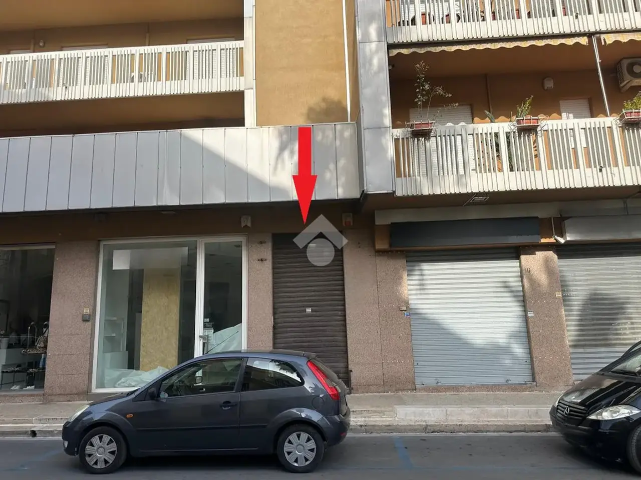 Magazzino in Via R. M. Imbriani 18, Canosa Di Puglia, {3} - Foto 2