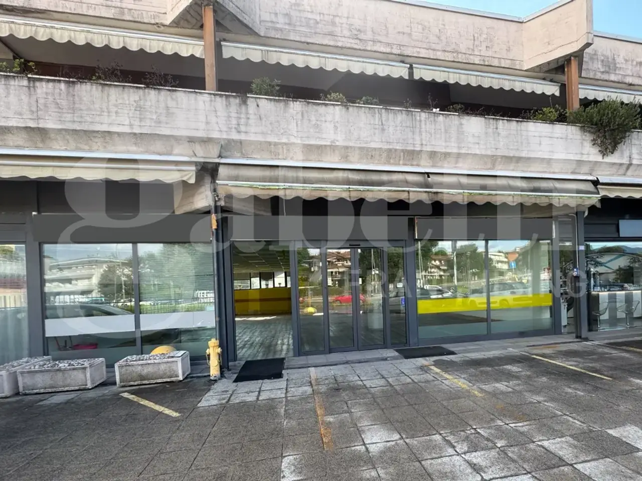 Negozio in Via Lecco 45, Mozzo, {3} - Foto 1