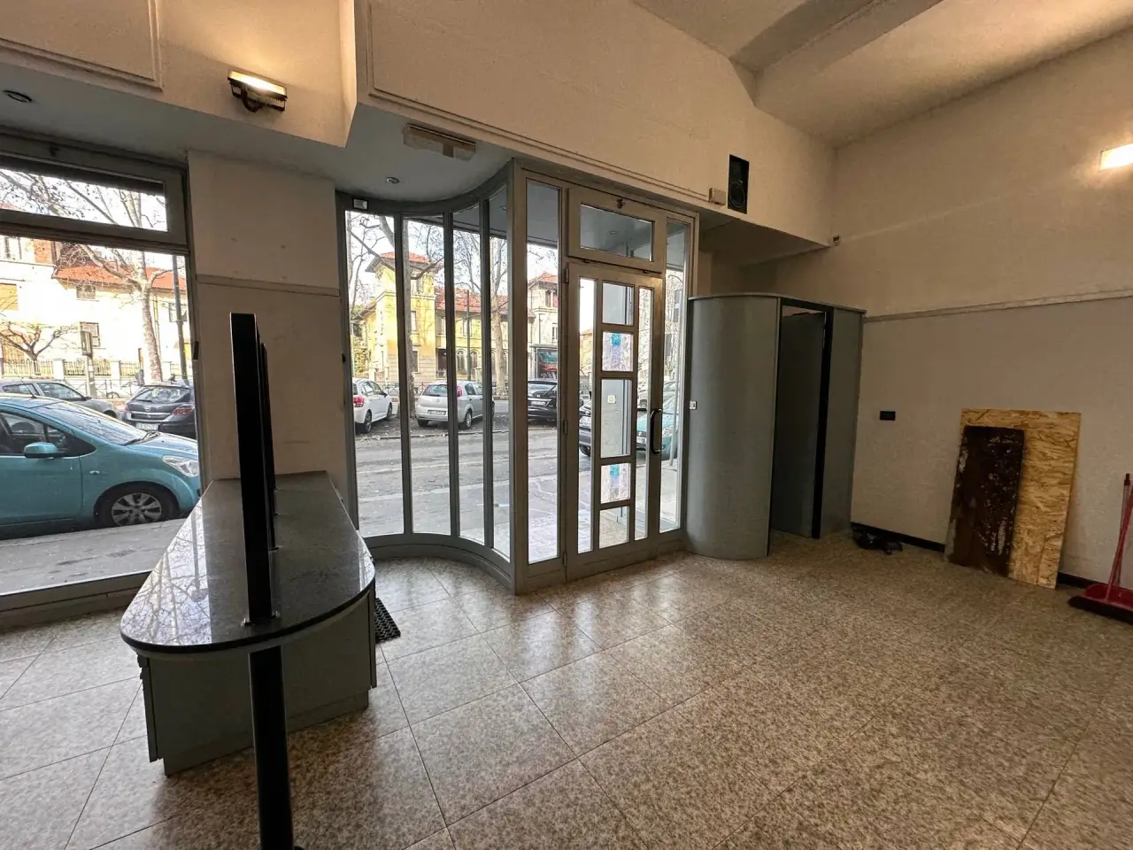 Negozio in Corso Unione Sovietica 171, Torino, {3} - Foto 2