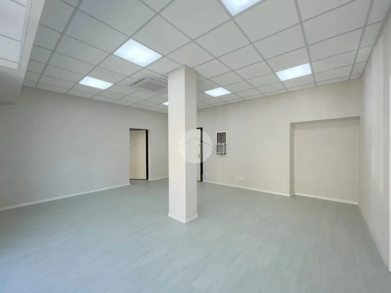 Negozio in Via Francesco Nullo 1, Brescia, {3} - Foto 2