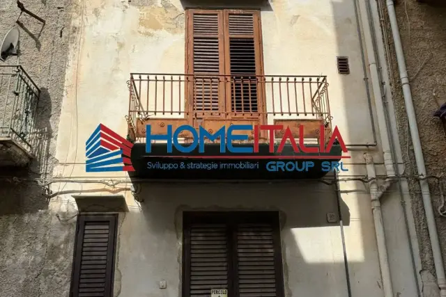 Detached house in Via Naurra, Casteldaccia - Photo 1