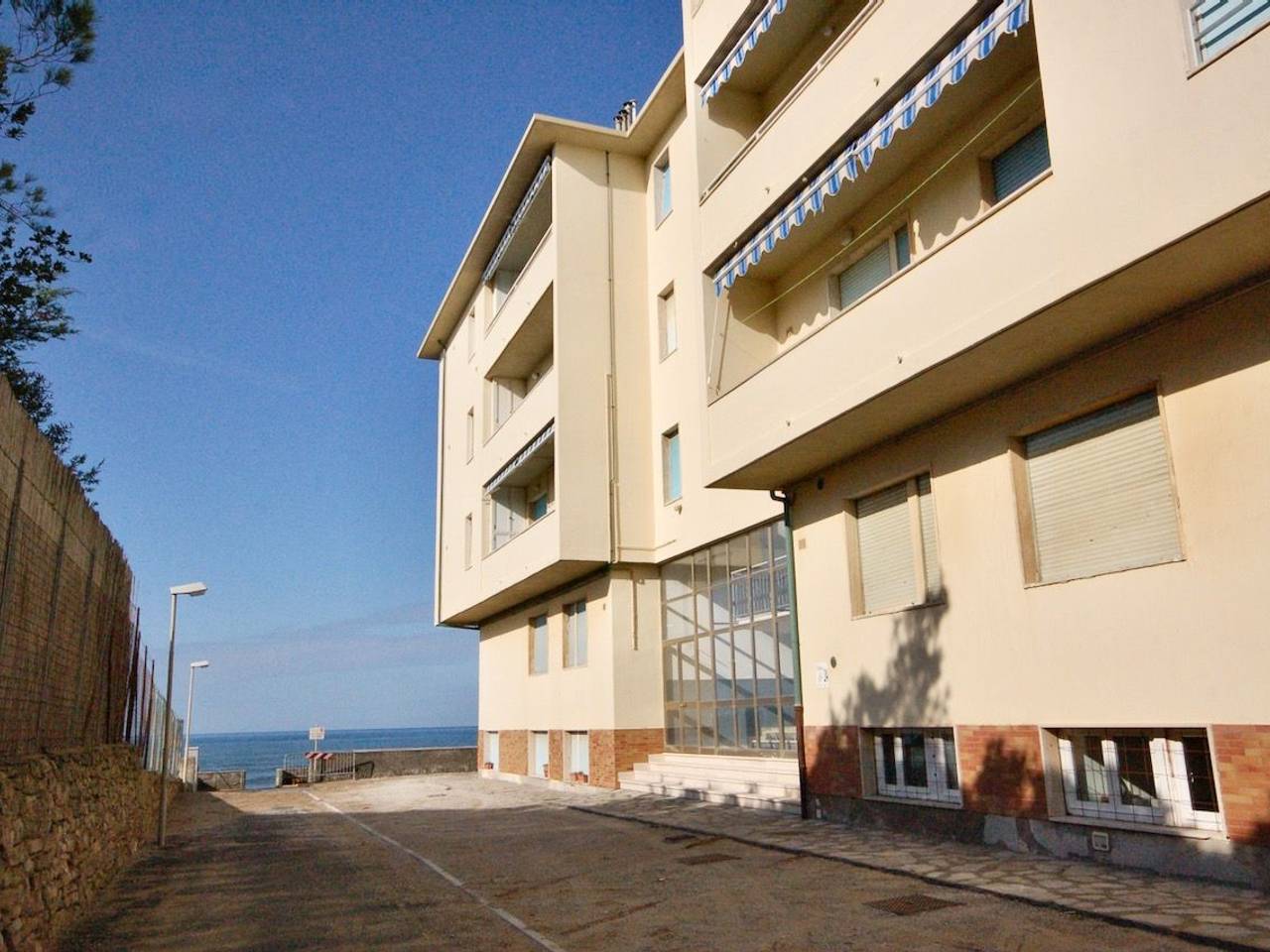 immagine annuncio 12 di 13