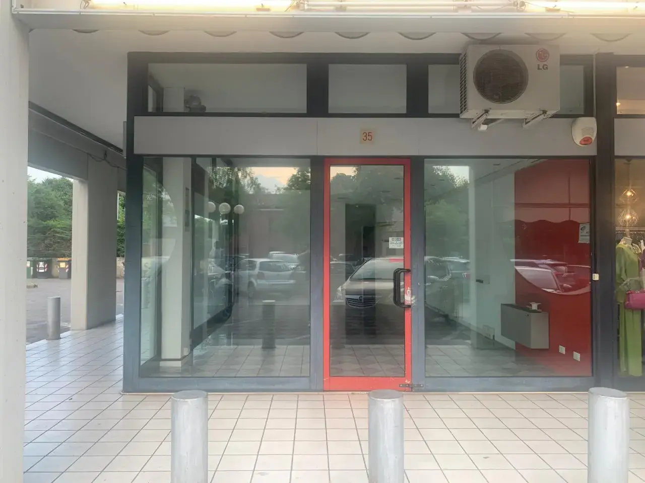 Negozio in Via della Provvidenza, Rubano, {3} - Foto 1