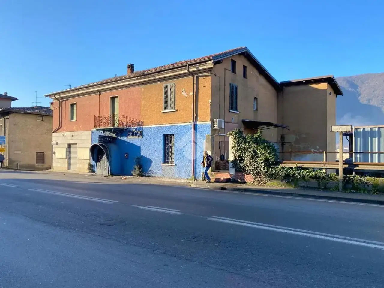 Palazzina commerciale in Via Giuseppe Garibaldi 7, Villa Carcina, {3} - Foto 1