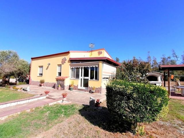 Villa in Sp75, San Giovanni Suergiu - Foto 1