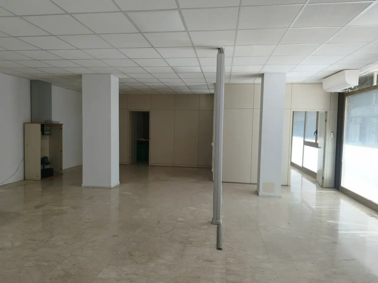 Negozio in Via Pietro Giardini 476, Modena, {3} - Foto 2