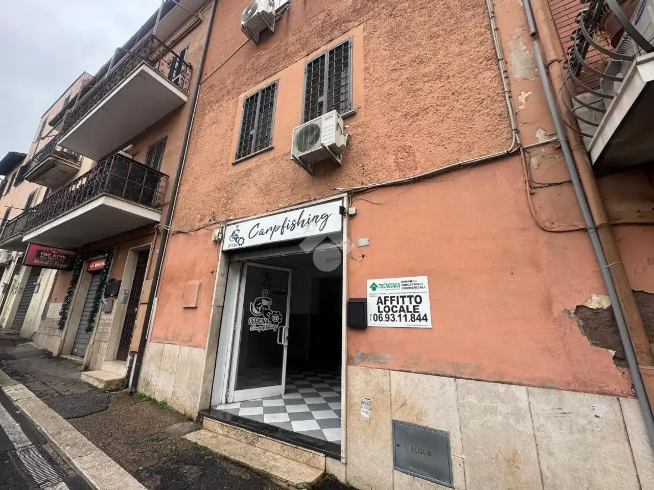 Negozio in Via Trilussa 75, Albano Laziale, {3} - Foto 1