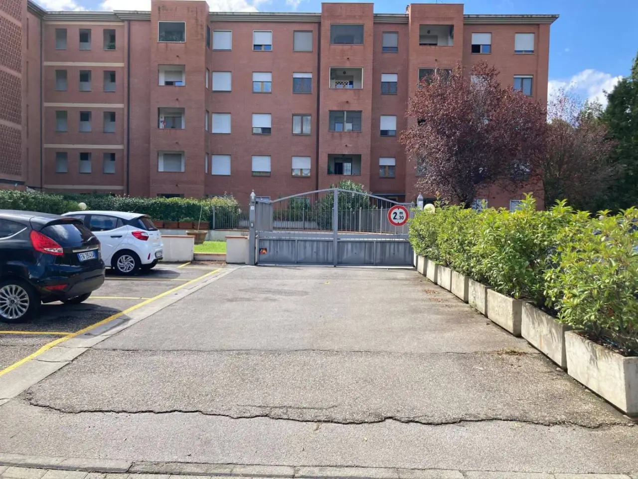 Parcheggio chiuso in Via Luigi Pampaloni 21, Firenze, {3} - Foto 1