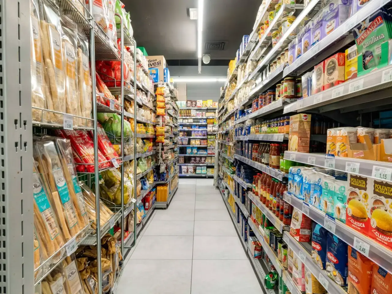 Esercizio commerciale in , Busto Arsizio, {3} - Foto 2