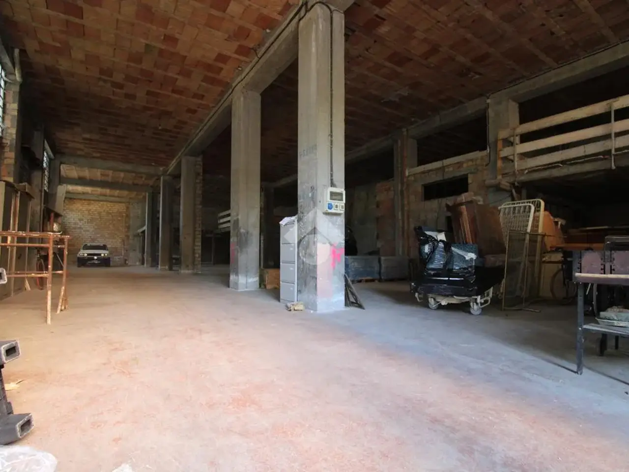 Magazzino in Via Carlo Padiglione 19, San Marino, {3} - Foto 2