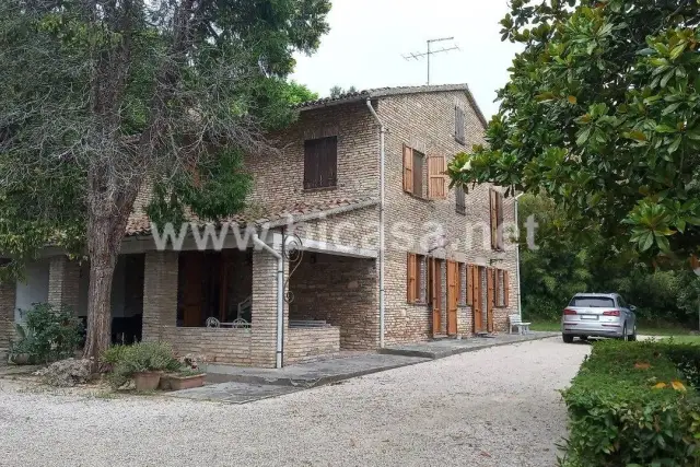 Country house or cottage in {3}, Strada di Casale - Photo 1