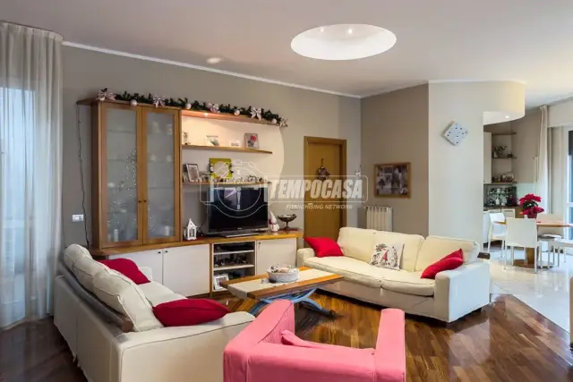 insertion image