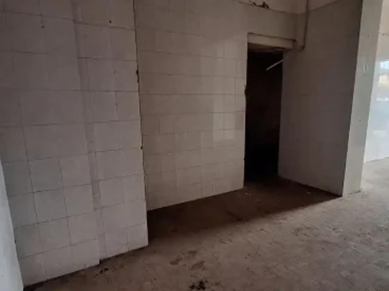 Magazzino in Traversa Tavernola, Castellammare Di Stabia, {3} - Foto 2