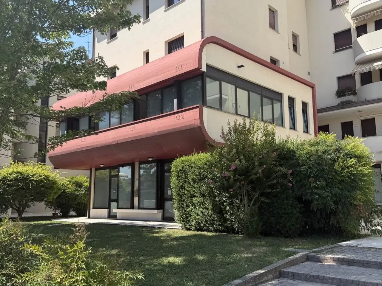 Ufficio in Via Liguria, Portogruaro, {3} - Foto 1