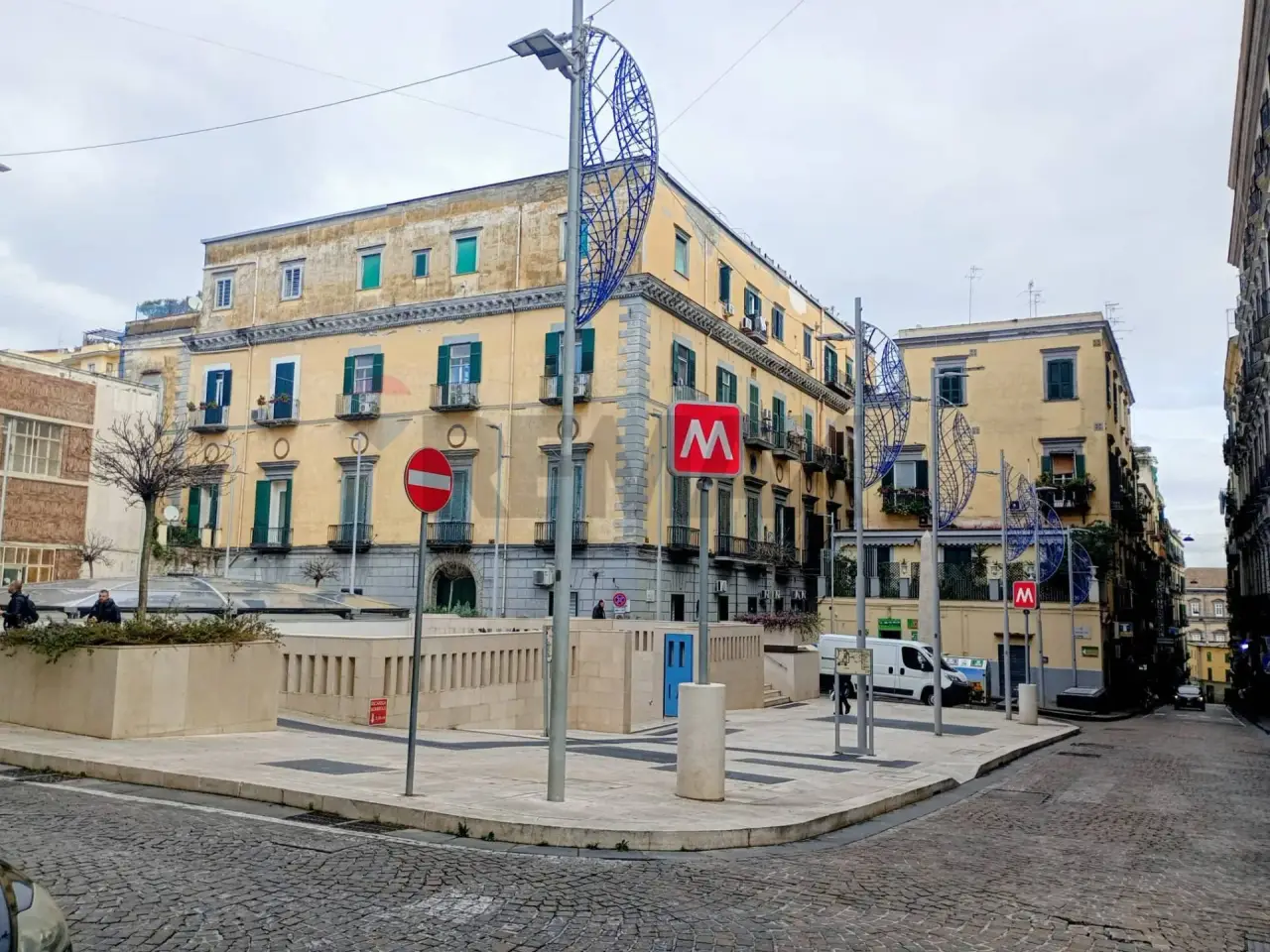 Negozio in Vico Santo Spirito di Palazzo, Napoli, {3} - Foto 1