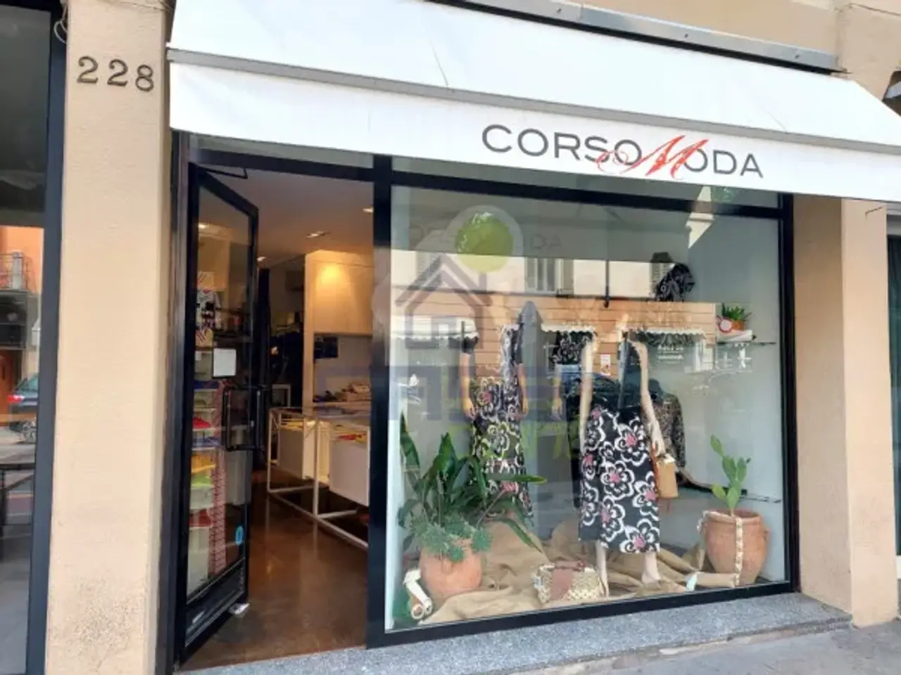 Negozio in Via XX Settembre, Piacenza, {3} - Foto 1