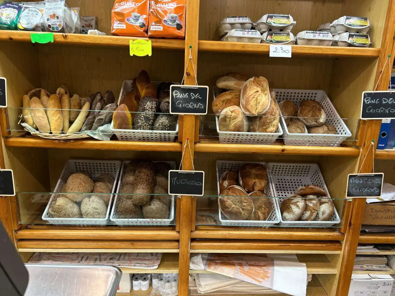 Panificio - Pastificio in Via Trento, Pinerolo, {3} - Foto 1