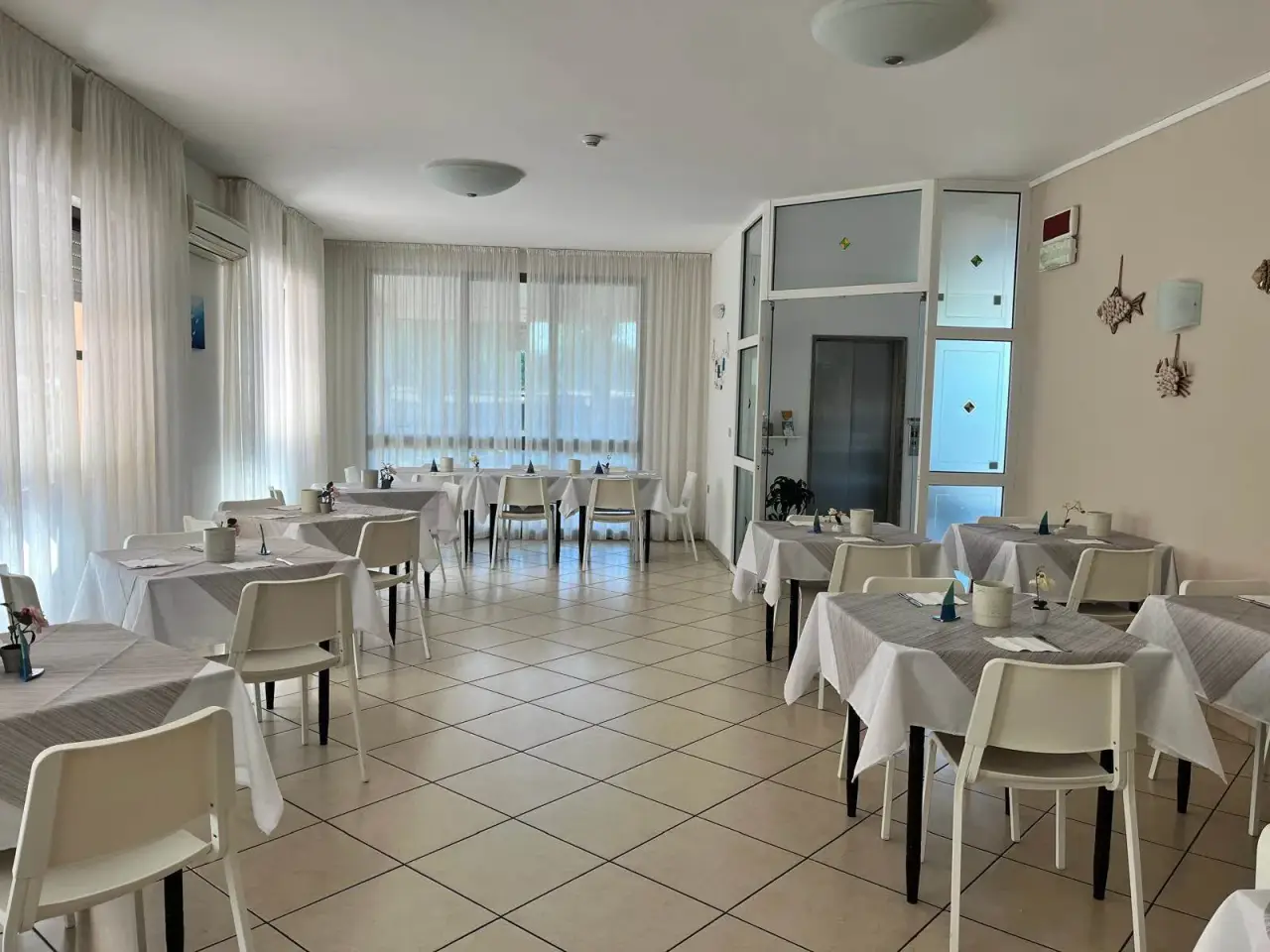 Hotel in , Rimini, {3} - Foto 1