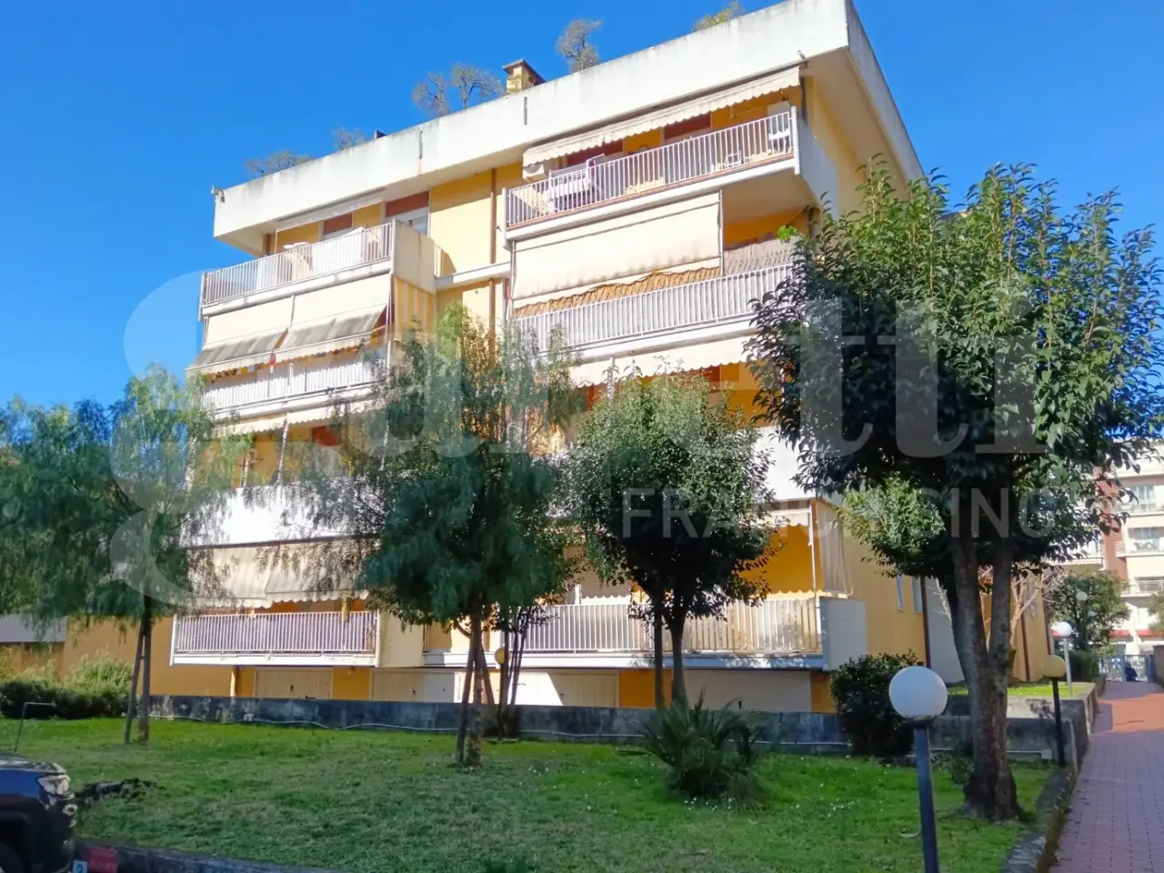 Ufficio in , Carrara, {3} - Foto 1