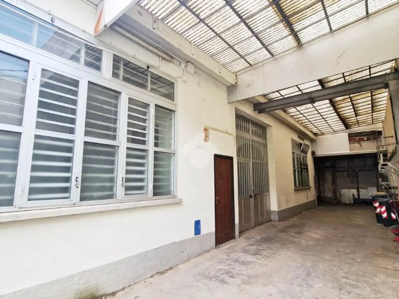 Capannone in Via Villa Giusti 62, Torino, {3} - Foto 1