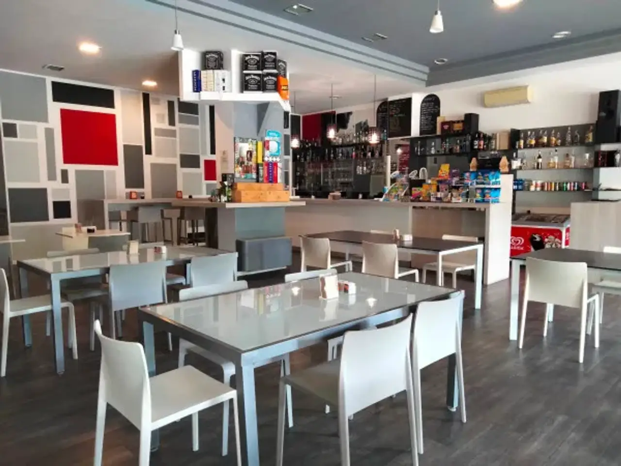 Bar in Via Antonio Locatelli 81, Trescore Balneario, {3} - Foto 1