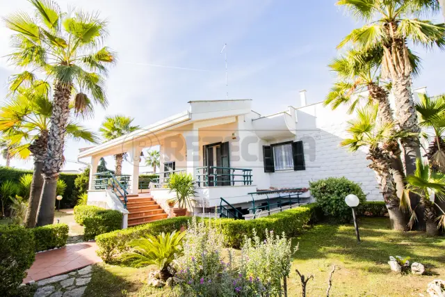 Villa in Via degli Aragonesi  2, Bisceglie - Foto 1